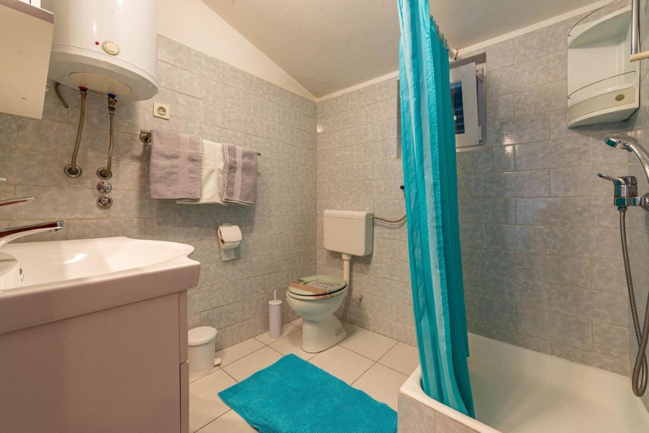 Family Friendly Seaside Apartments Kozino, Zadar - 5749 Petrčane Zewnętrze zdjęcie